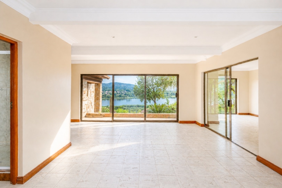 3 Bedroom Property for Sale in Birdwood Estate North West